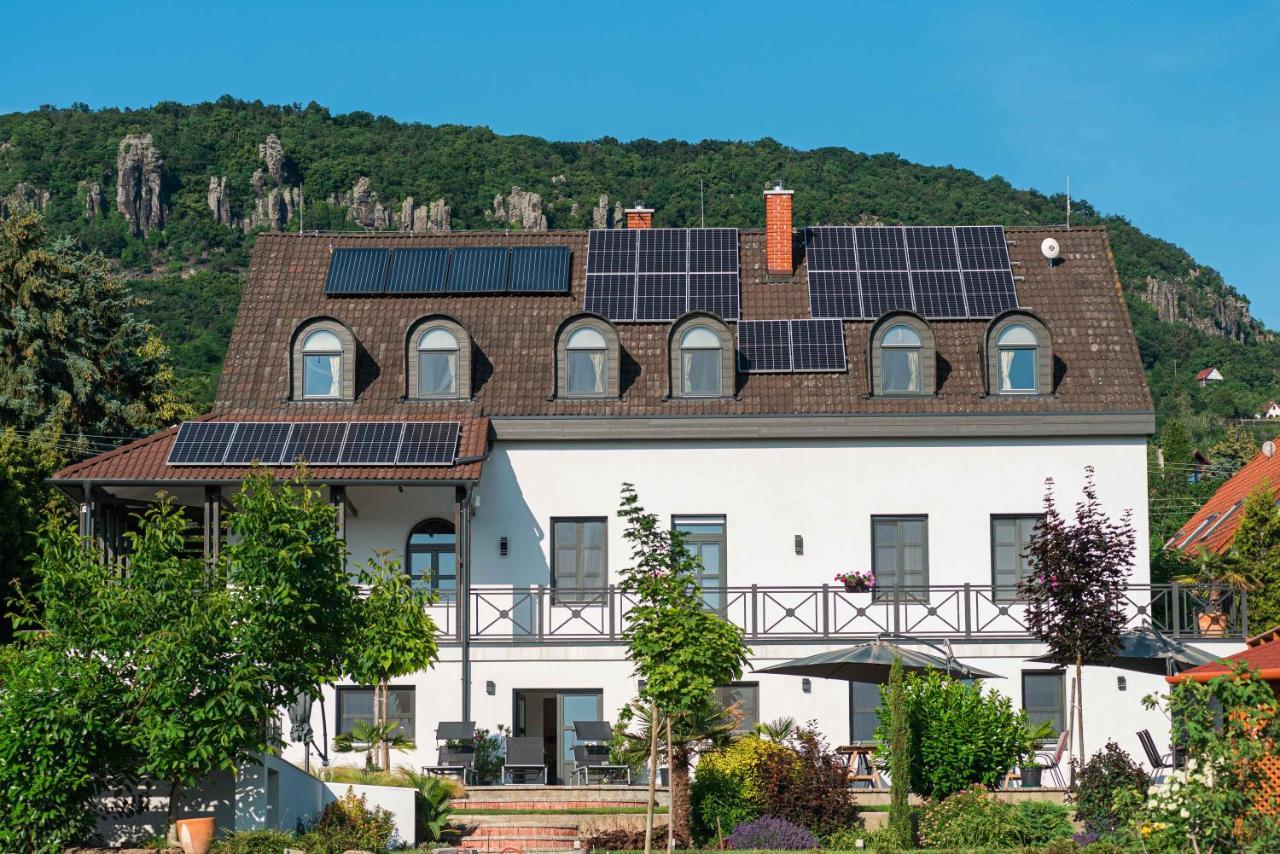 Katzer Villa Badacsonytördemic Exterior foto