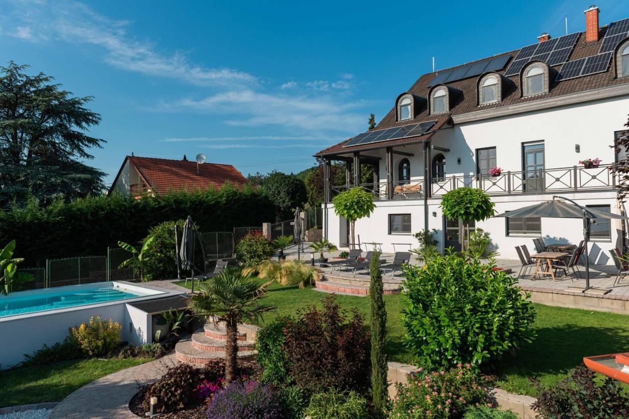 Katzer Villa Badacsonytördemic Exterior foto