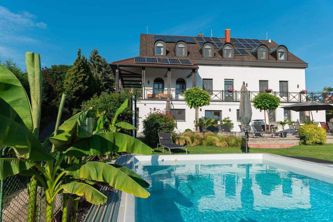 Katzer Villa Badacsonytördemic Exterior foto