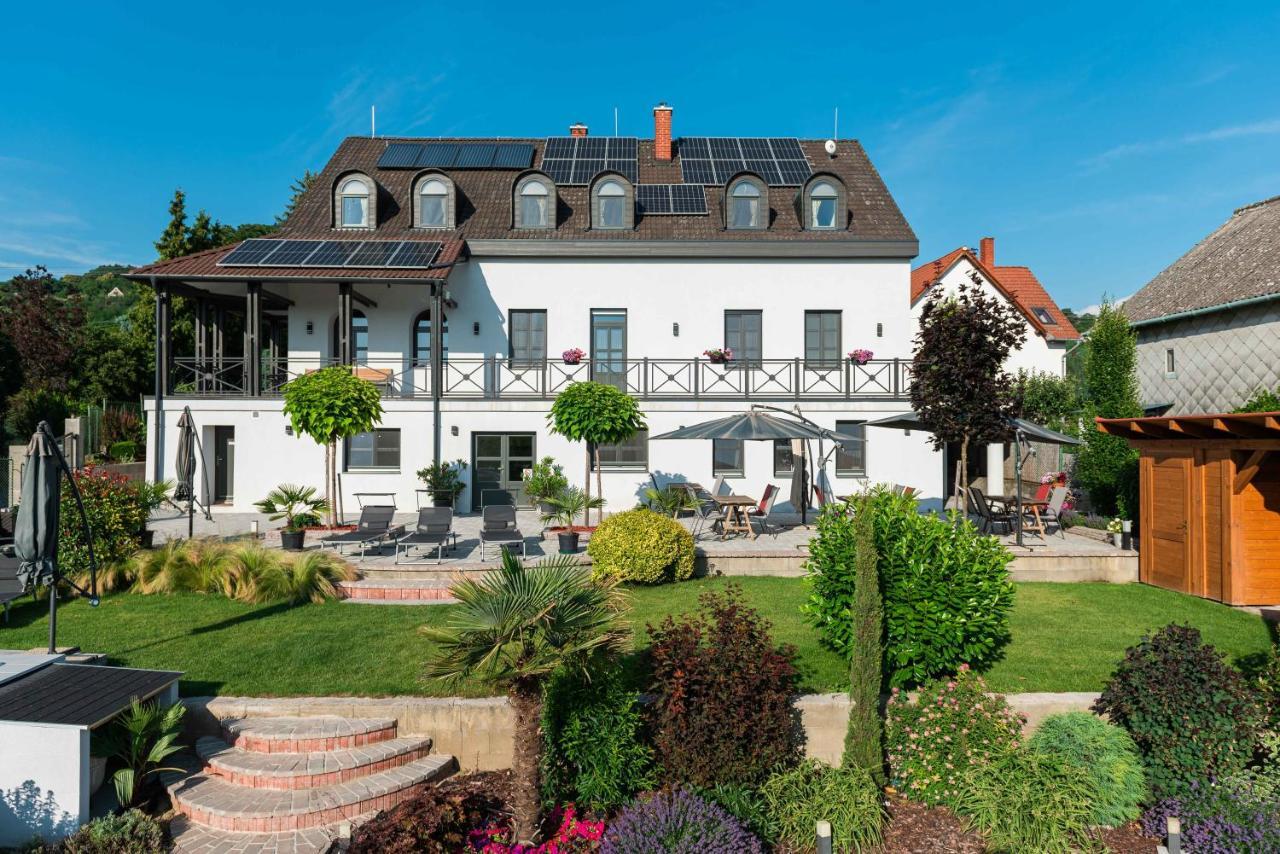 Katzer Villa Badacsonytördemic Exterior foto